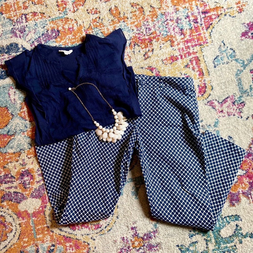 Gap size 6 P slim cropped pants